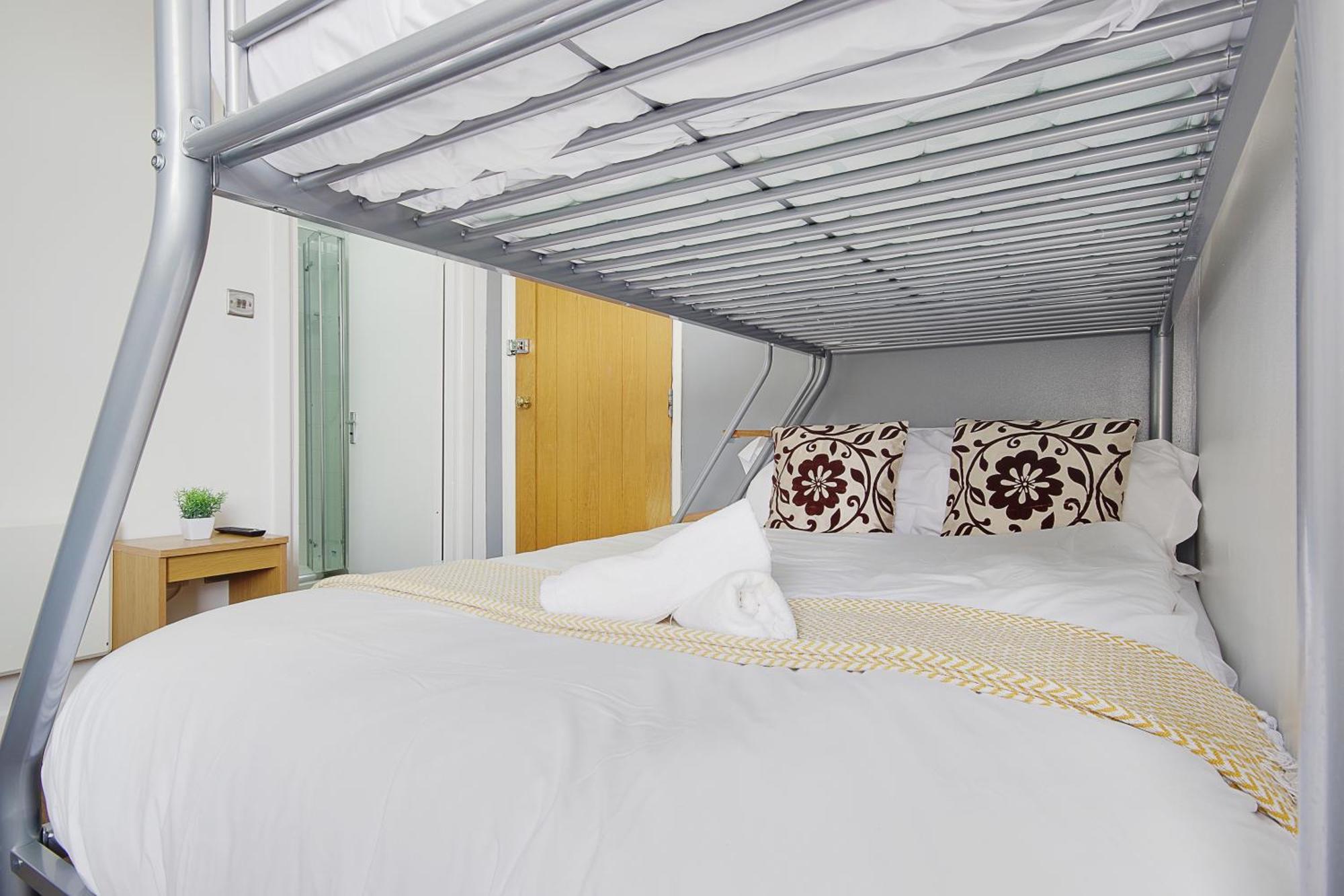 Hotel Azure Beach 伯恩茅斯 外观 照片